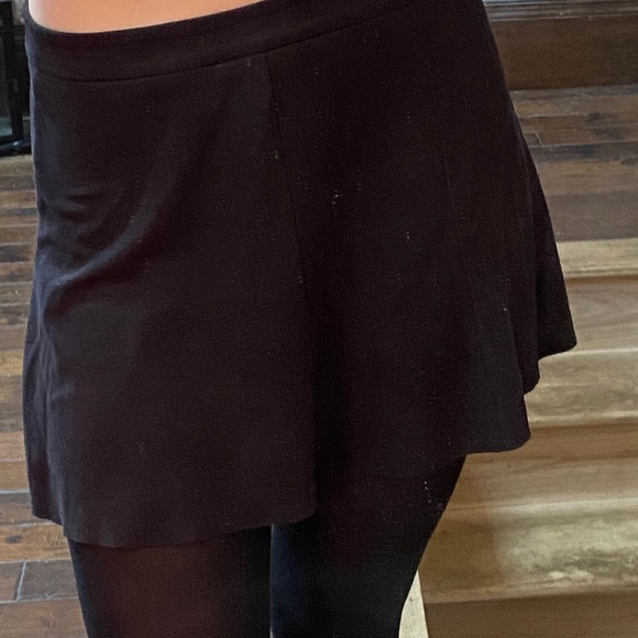 30% OFF BUNDLES! SUEDE STRETCH BLACK SUIT SKIRT - Picture 4 of 13